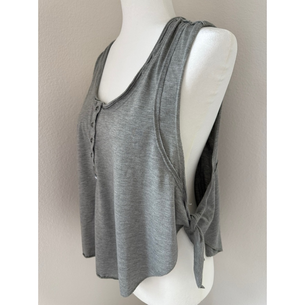 Free people movement tank